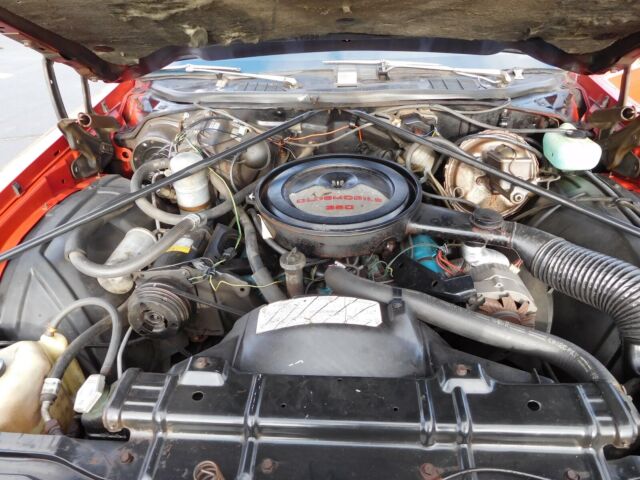 Oldsmobile Cutlass 1977 image number 34