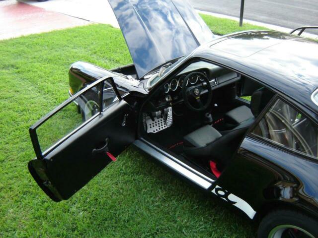 Porsche 911 1976 image number 10