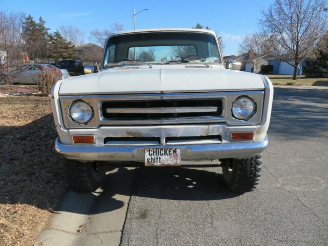 International Harvester 1200D 1970 image number 3