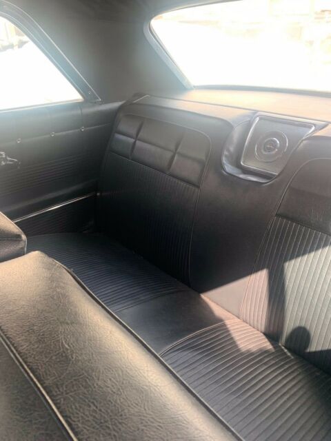 Chevrolet Impala 1962 image number 24