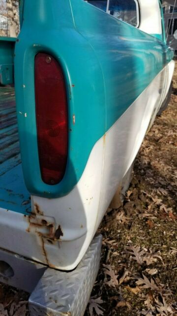 Ford F-100 1962 image number 19