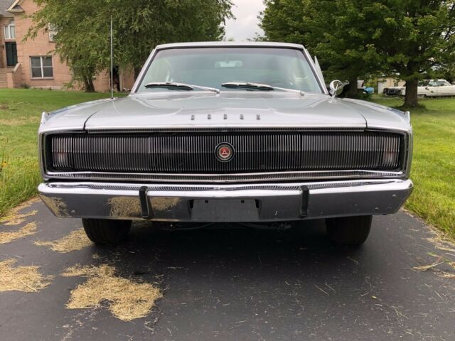 Dodge Charger 1967 image number 2