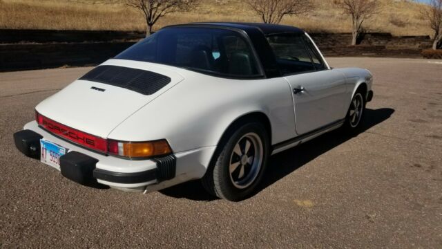Porsche 911 1976 image number 31