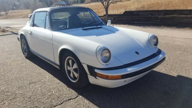 Porsche 911 1976 image number 35
