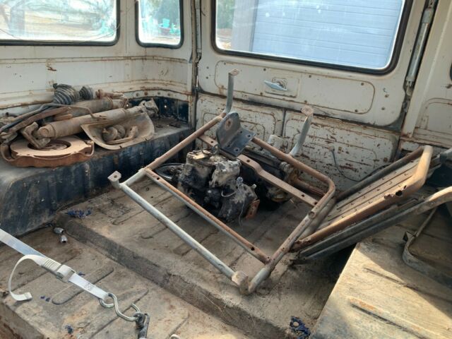 Toyota Land Cruiser 1967 image number 24