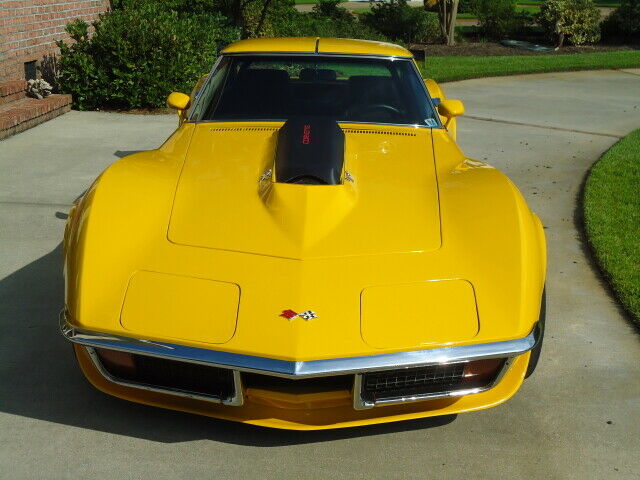 Chevrolet Corvette 1972 image number 25