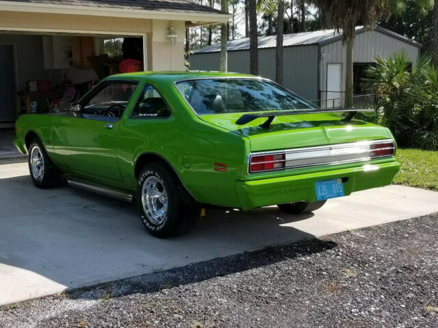 Plymouth Road Runner 1976 image number 20