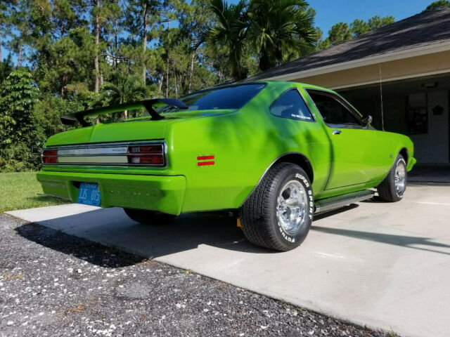 Plymouth Road Runner 1976 image number 27