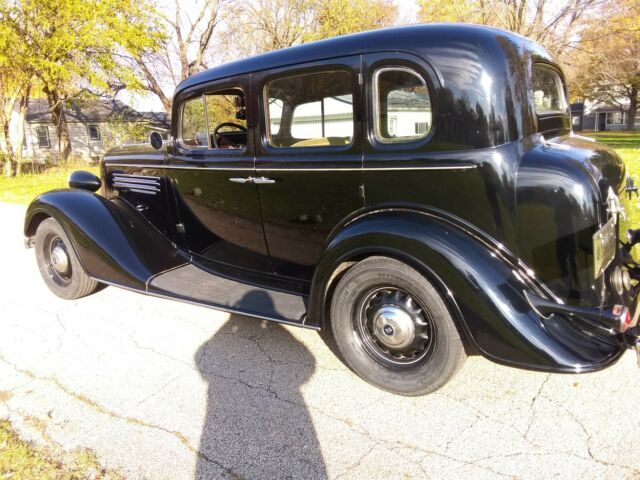 Buick Series 41 1935 image number 4