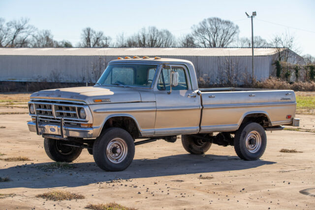 Ford F-250 1972 image number 0