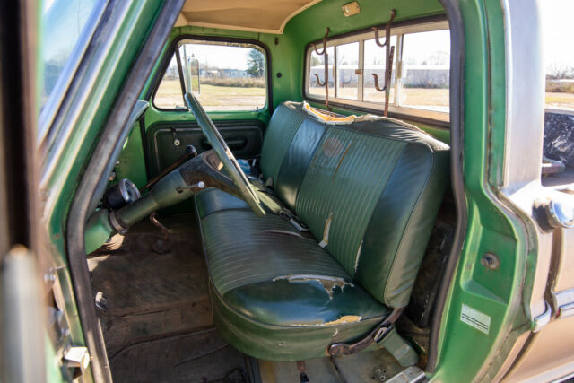 Ford F-250 1972 image number 12
