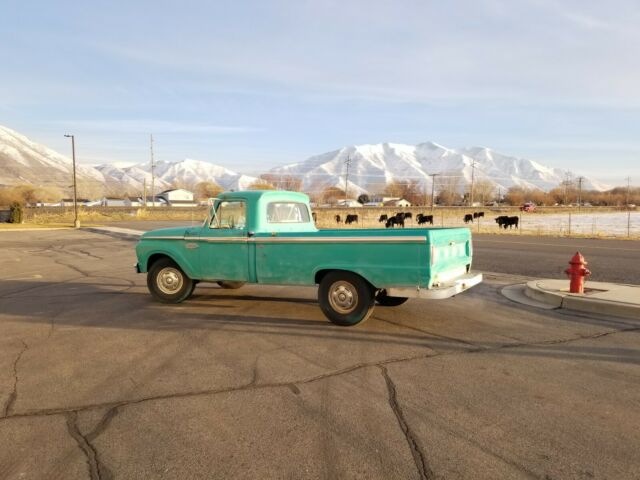 Ford F-250 1965 image number 1