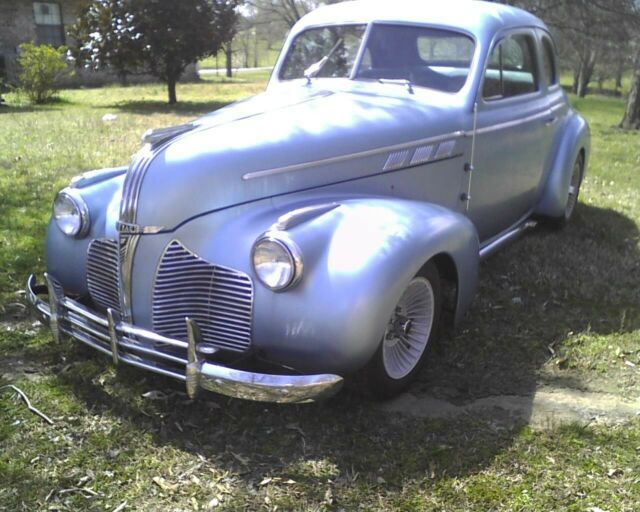 Pontiac 2 Door 1940 image number 3
