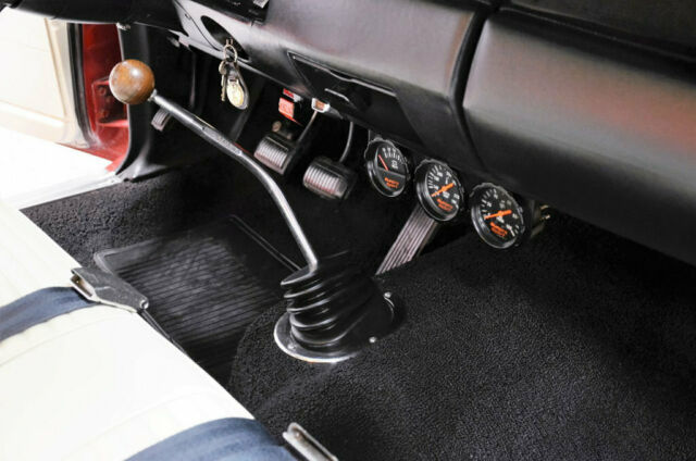 Plymouth Road Runner 1969 image number 15
