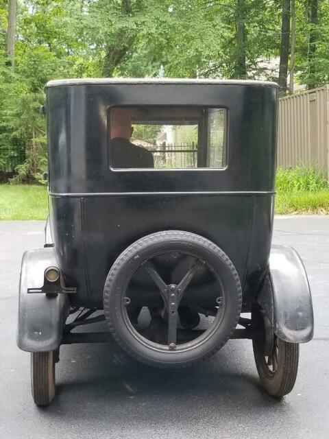 Ford Model T 1926 image number 3