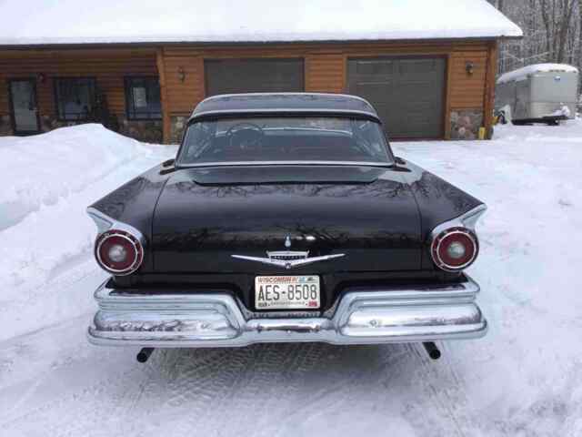 Ford Fairlane 1957 image number 25