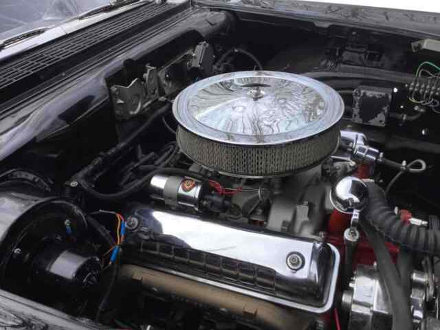Ford Fairlane 1957 image number 37