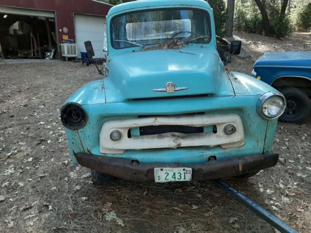 International Harvester S-120 4x4 1957 image number 1