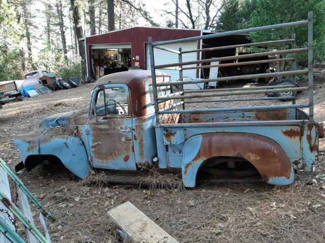 International Harvester S-120 4x4 1957 image number 7