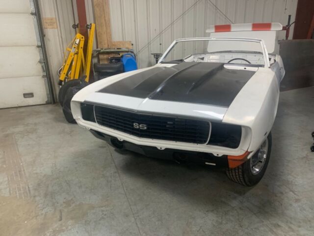 Chevrolet Camaro 1969 image number 0