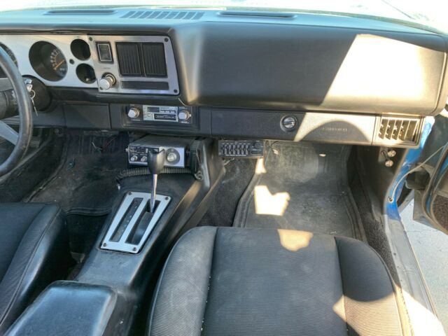 Chevrolet Camaro 1979 image number 14