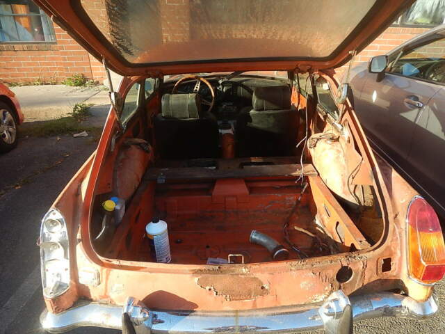MG MGB 1971 image number 13