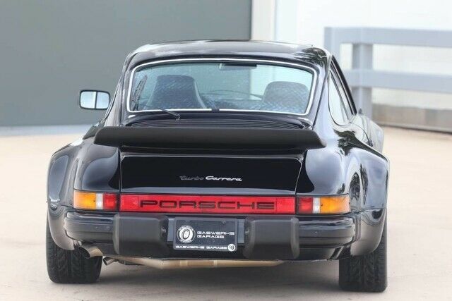 Porsche 911 1977 image number 13