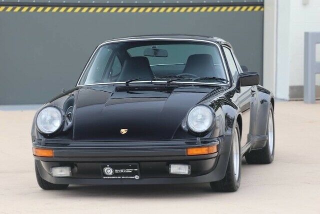 Porsche 911 1977 image number 32