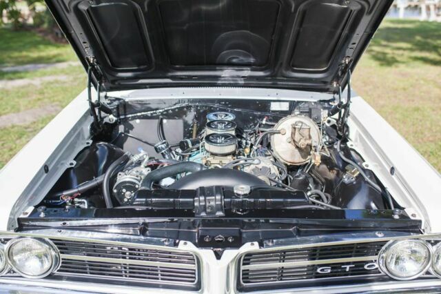 Pontiac GTO 1964 image number 1