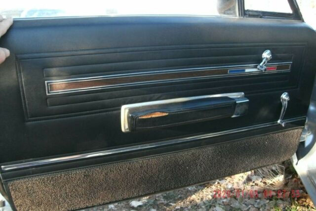 Plymouth VIP 1966 image number 18