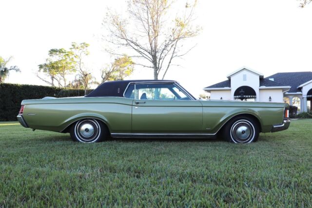 Lincoln Continental 1970 image number 28