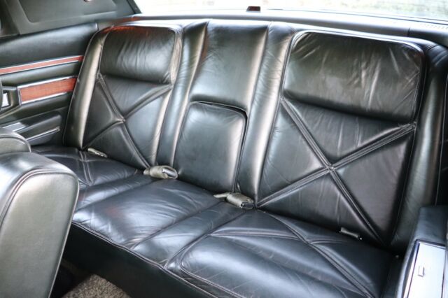 Lincoln Continental 1970 image number 37