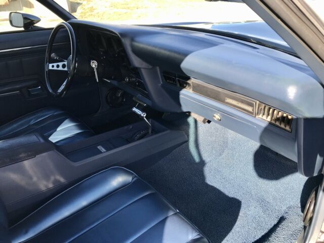 Ford Torino 1973 image number 14