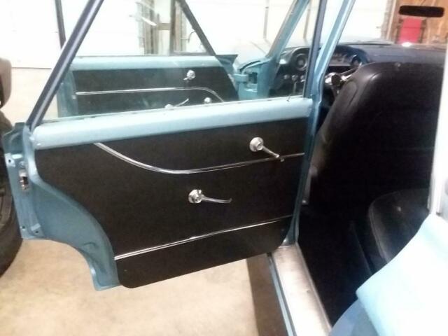 Ford Galaxie 1963 image number 3