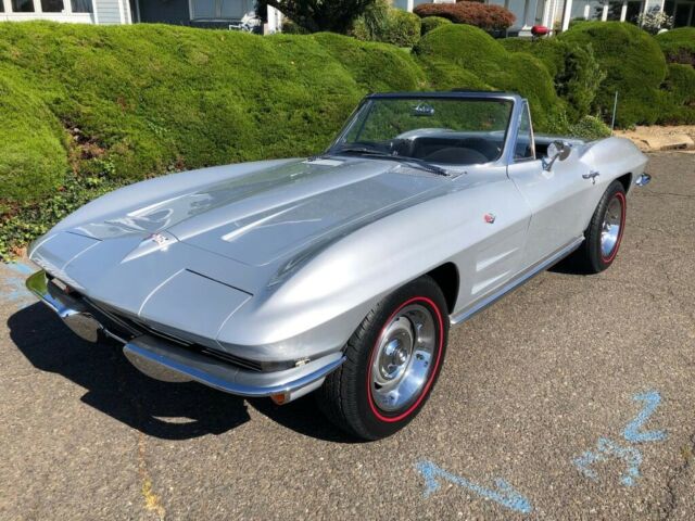 Chevrolet Corvette 1964 image number 1