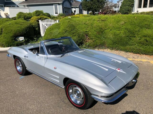 Chevrolet Corvette 1964 image number 10
