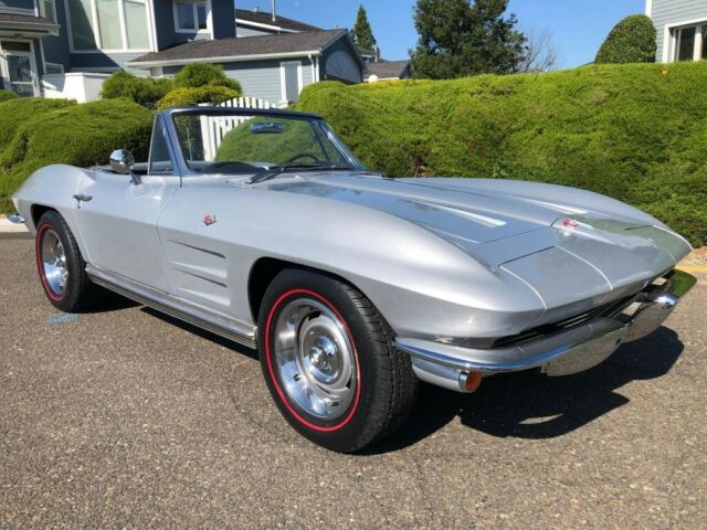 Chevrolet Corvette 1964 image number 29