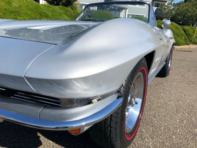 Chevrolet Corvette 1964 image number 38