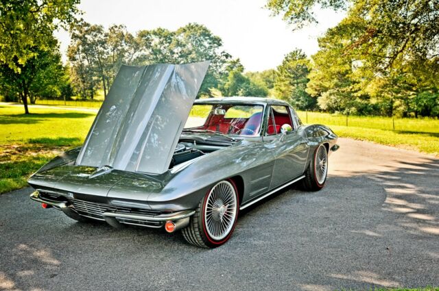 Chevrolet Corvette 1963 image number 33