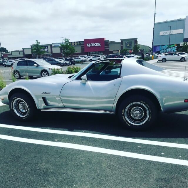 Chevrolet Corvette 1976 image number 0