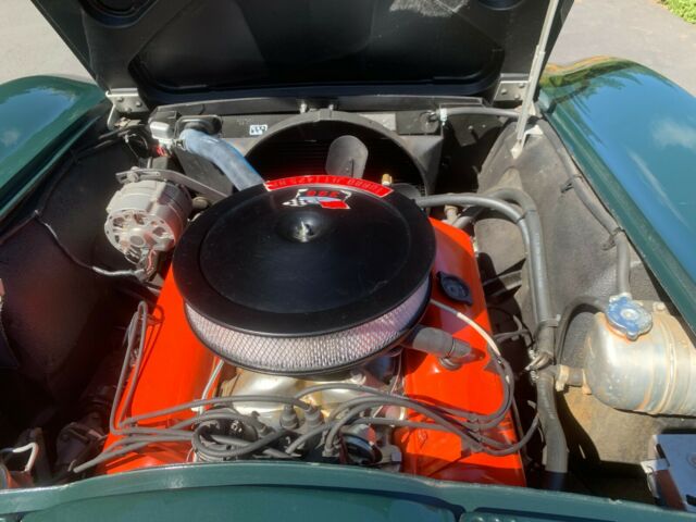 Chevrolet Corvette 1965 image number 37