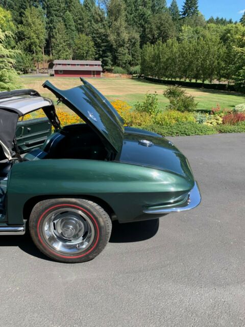 Chevrolet Corvette 1965 image number 42