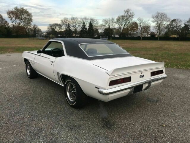 Chevrolet Camaro 1969 image number 2