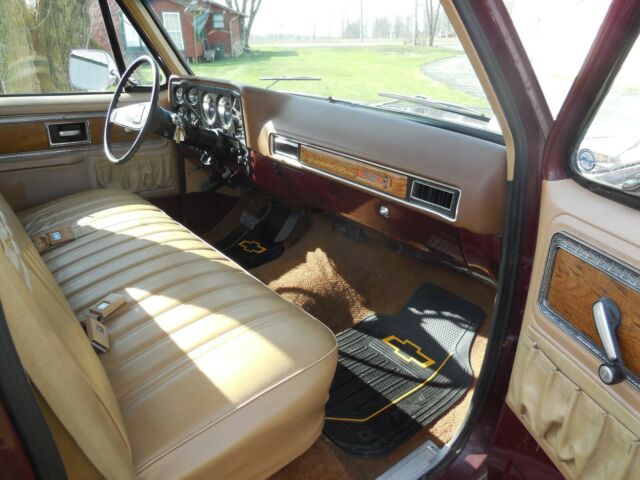 Chevrolet Cheyenne 1977 image number 43