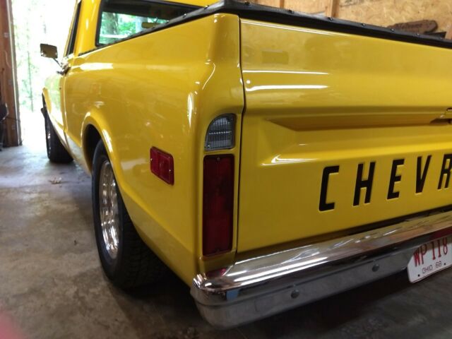 Chevrolet C-10 1968 image number 14