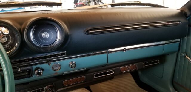Ford Fairlane 1968 image number 11