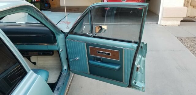 Ford Fairlane 1968 image number 38