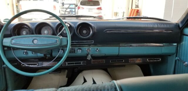 Ford Fairlane 1968 image number 8