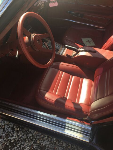Chevrolet Corvette 1976 image number 6