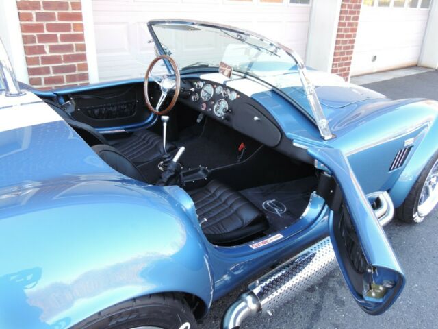 Shelby Cobra 1965 image number 31